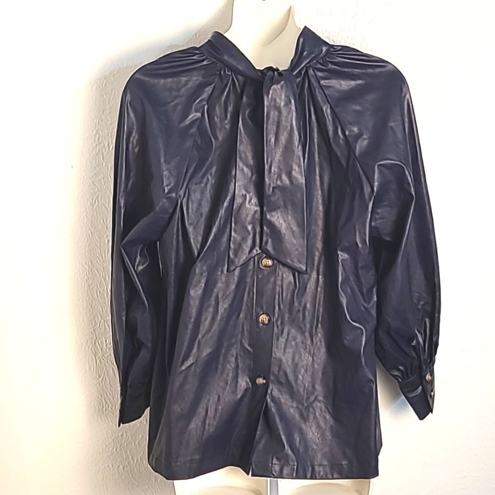 Rachel Comey Faux Leather Navy Blue Top, Buttondown in Back w/Tie, Sz Medium,NWT - Picture 7 of 13
